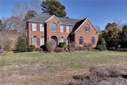 111 Tern Ct, Yorktown, VA 23692-2988