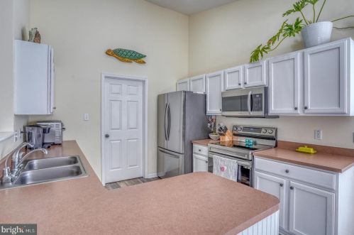 22 Amberwood Way, Lewes DE  19958-9468 exterior