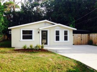 2914 Sterling Ln, Sarasota, FL 34231-6535