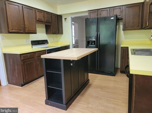 13501 Highland Farms Ct, Nokesville VA  20181-2811 exterior