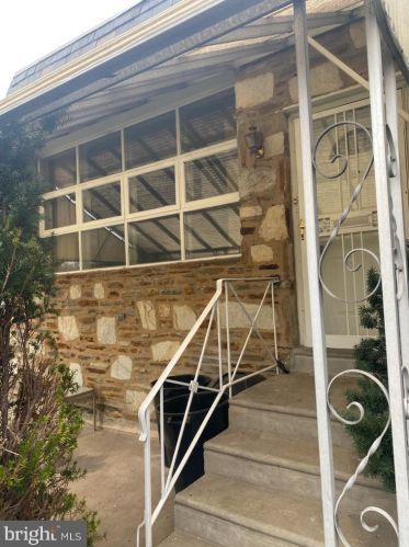 1029 Hartel Ave, Philadelphia, PA 19111-3203