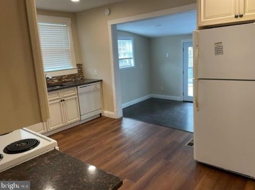 101 Legion Ave, Yardley PA  19067-1125 exterior