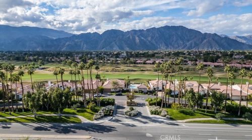 55154 Laurel Vly, La Quinta CA  92253-5639 exterior