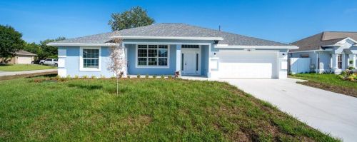 991 Mccomkle Ave, Fort Pierce, FL 34953-3633