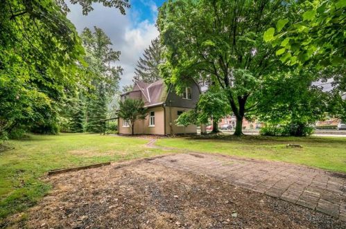 1105 Ohio River Blvd, Sewickley, PA 15143-2058