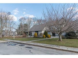 12 Brandywine Ln, South Kingstown, RI 02882-4214