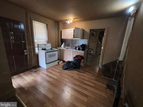 909 Vandever Ave, Wilmington DE  19802-4403 exterior