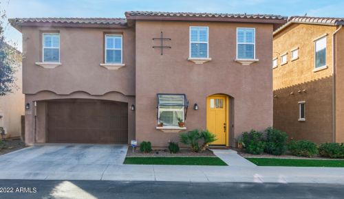 4237 Erie St, Gilbert, AZ 85295