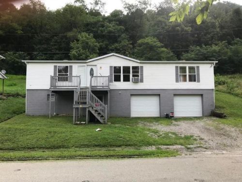 602 Palmer Rd, Adah, PA 15410-1100