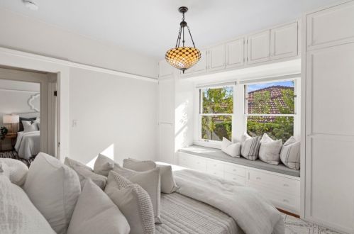 210 Eucalyptus Ave, South San Francisco CA  94080-2455 exterior