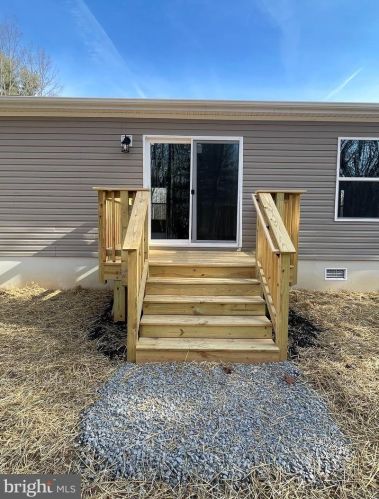 23066 Independence Rd, Unionville VA  22567-2510 exterior