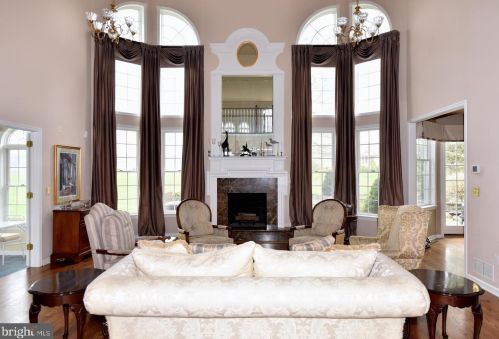 3002 Ridgeview Dr, Molino PA  17961-2338 exterior