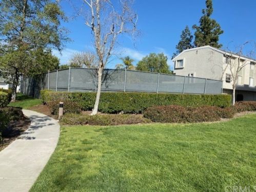 26417 Waterford Cir, El Toro CA  92630-6516 exterior