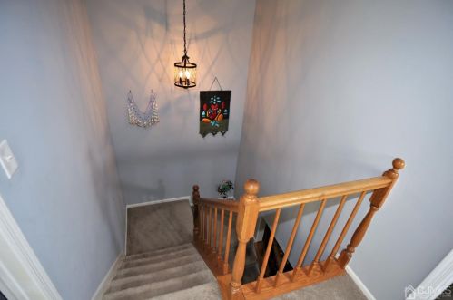 101 Van Liew Ct, East Brunswick NJ  08816-5695 exterior