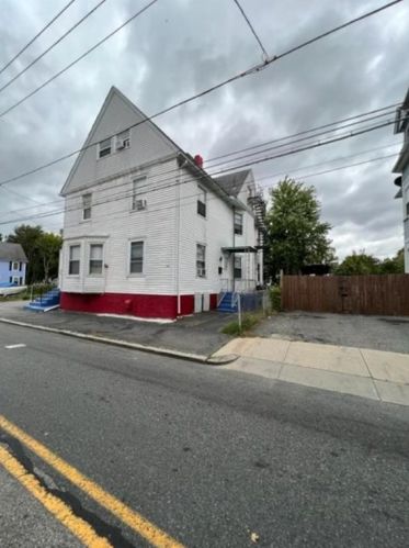 344 Blackstone St, Providence RI  02907-1202 exterior
