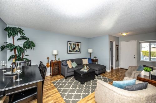 410 Electric Ave, La Habra, CA 90631-6068