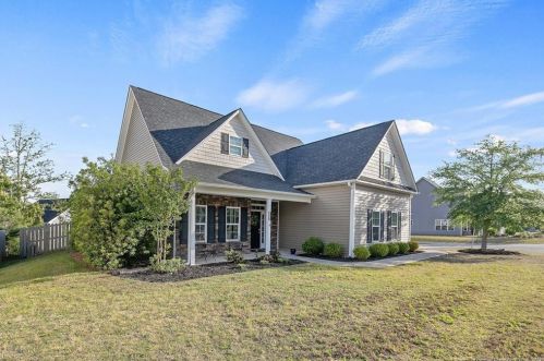 3246 Notting Hill Rd, Fayetteville, NC 28311-0372