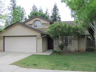 1631 Shea Dr, Fresno, CA 93720-1431