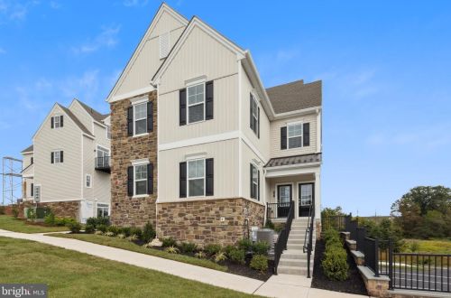 7 Mainland Rd, Harleysville, PA 19438-2519