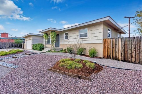6190 Primrose Dr, La Mesa, CA 91942-4118