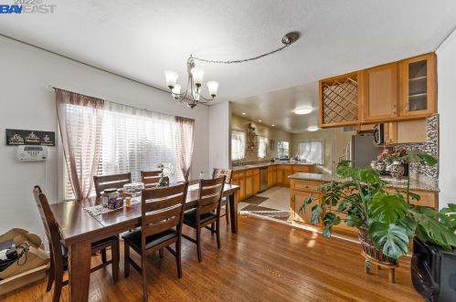 2551 67th Ave, Oakland, CA 94605-2331