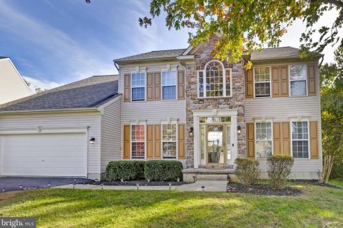 515 Florence Fields Ln, New Castle, DE 19720-8752