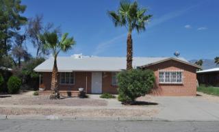 5447 Willard St, Tucson, AZ 85712-4929