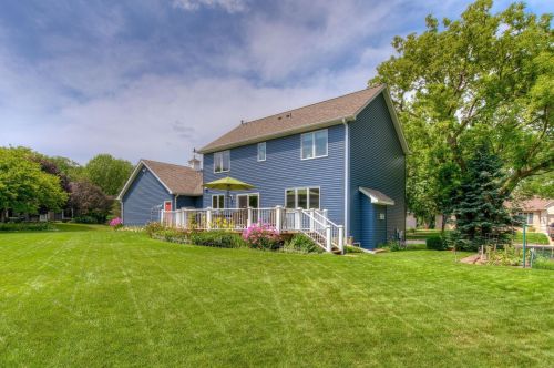 6519 Fawn Ln, Lino Lakes, MN 55014-5491