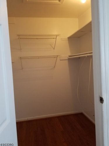 603 Maple Hill Dr, Woodbridge NJ  07095-4107 exterior