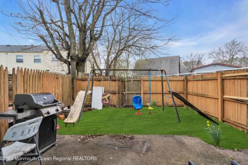 1724 Princeton Ave, Lakewood NJ  08701-2879 exterior