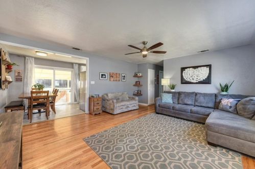 6630 Carrwood St, Citrus Heights, CA 95662-3312