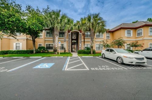 2249 Portofino Pl, Palm Harbor, FL 34683-7725