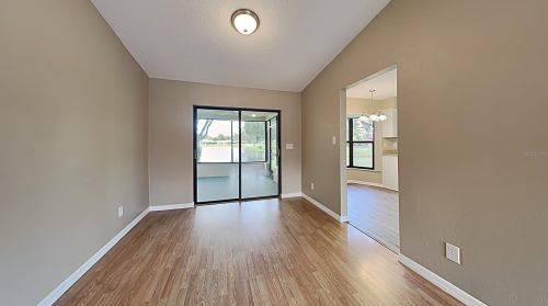 108 Kings Point Ct, Daytona Beach, FL 32119-2381