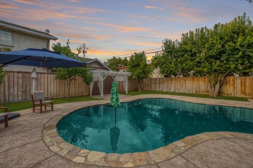 325 3rd St, Grayson, CA 95363-2307