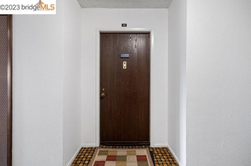 1031 Cherry Ave, San Bruno CA  94066-2312 exterior