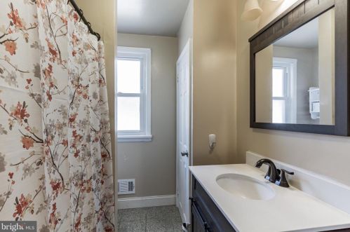 3 Harley Ave, Gloucester NJ  08030-2125 exterior