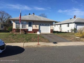 55 Castle Harbor Dr, Toms River NJ  08757-3824 exterior