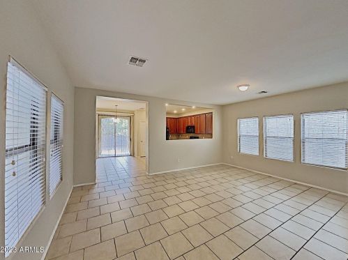 22194 211th St, Queen Creek, AZ 85142-6777