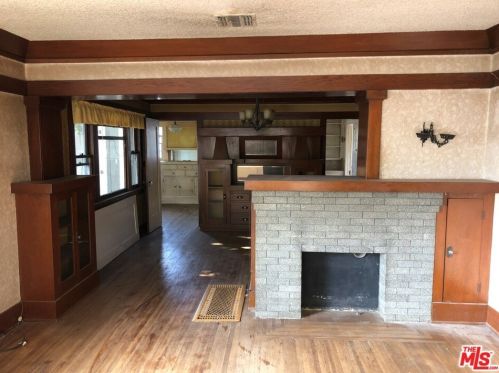 367 Termino Ave, Long Beach, CA 90814-2838