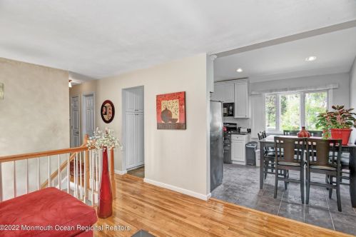 581 Karen Ln, Bricktown, NJ 08724-1215