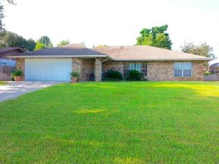 907 Feather Dr, Deltona, FL 32725-2714