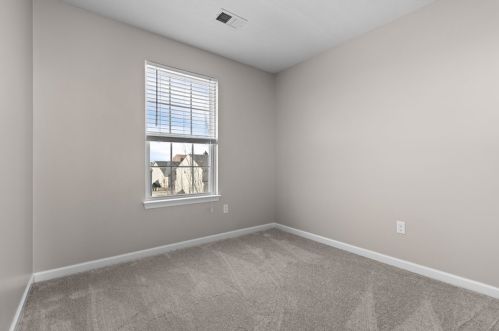 1948 Georgetown Dr, Sewickley PA  15143-1566 exterior