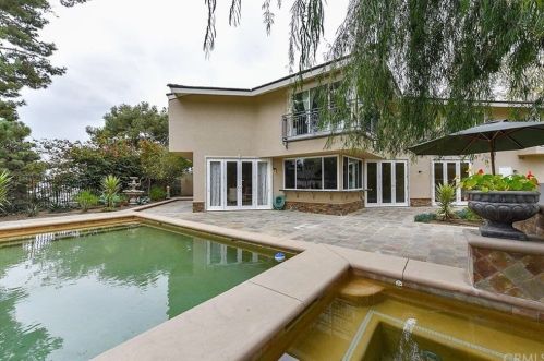 1 Rue Biarritz, Newport Beach, CA 92660-5101