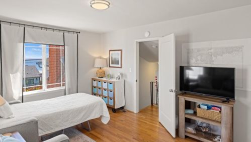 925 Balboa Ave, Del Monte Park CA  93950-2203 exterior