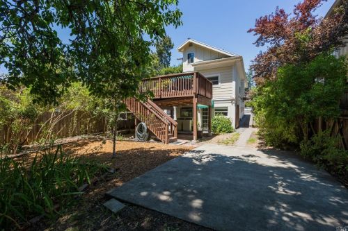 7331 Bodega Ave, Sebastopol CA  95472-3727 exterior