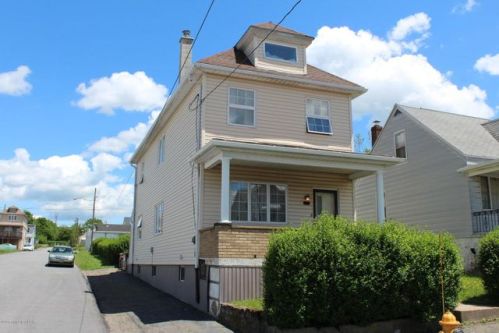 719 Hayes St, Hazle Township, PA 18201-3311