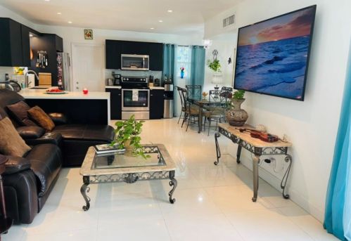 7790 34th St, Hollywood FL  33024-2211 exterior