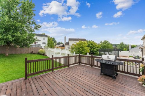 384 Kyber Run Cir, Johnstown OH  43031-9619 exterior