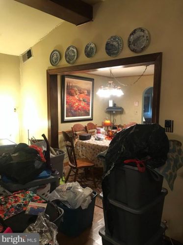 5022 River Rd, Camden NJ  08110-2843 exterior