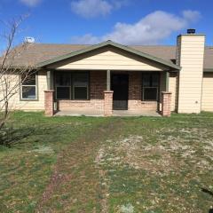27921 Stallion Springs Dr, Tehachapi, CA 93561-5260